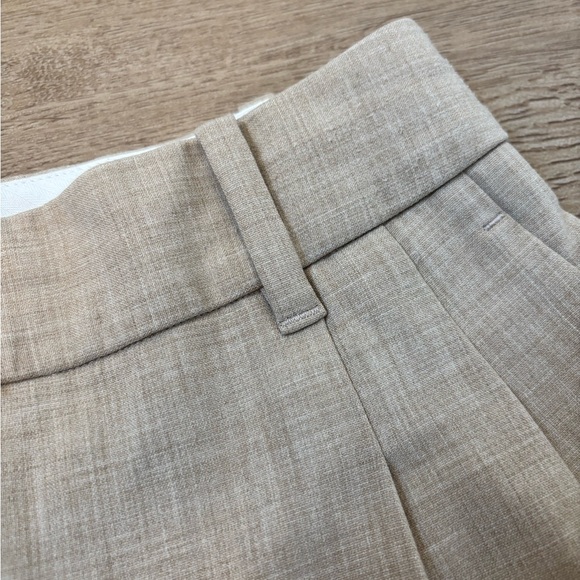 Aritzia Wilfred Effortless Pant Short - Picture 9 of 10